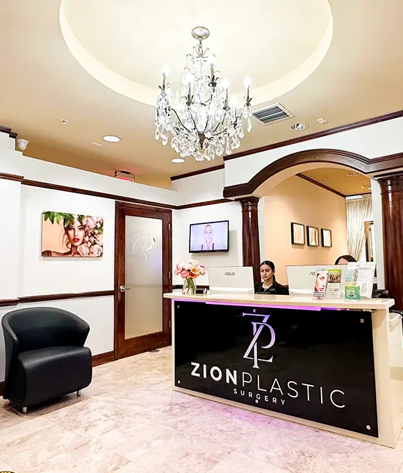 Learn about Zion Plastic Surgery Miami. Our mission: provide exceptional cosmetic surgery with compassionate care. State-of-the-art facility. Meet our team, Ubicado en: Kendall Village Center Dirección: 8501 SW 124th Ave. STE 102, Miami, FL 33183